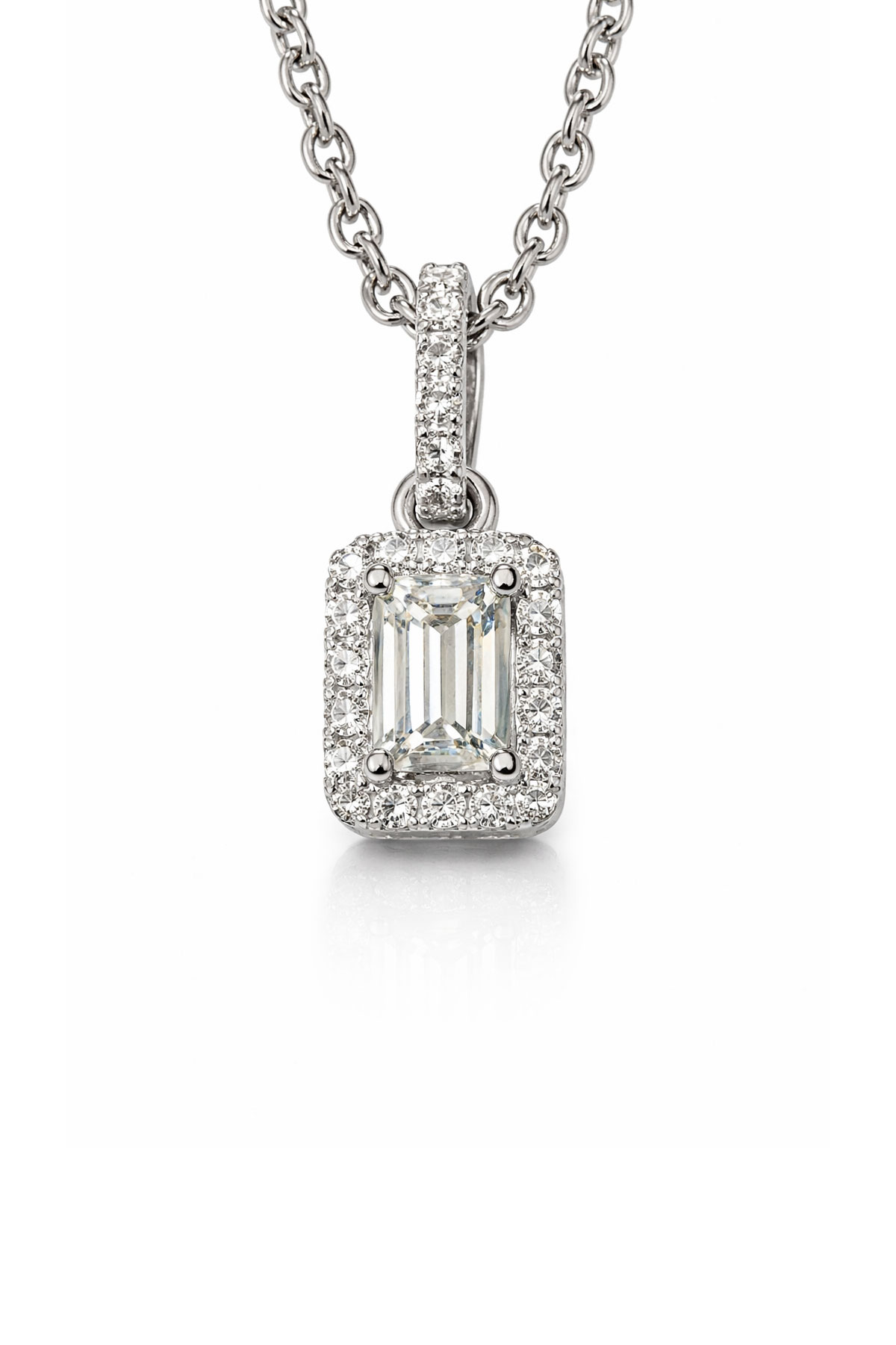 Emerald Cut Halo Pırlanta Kolye - 